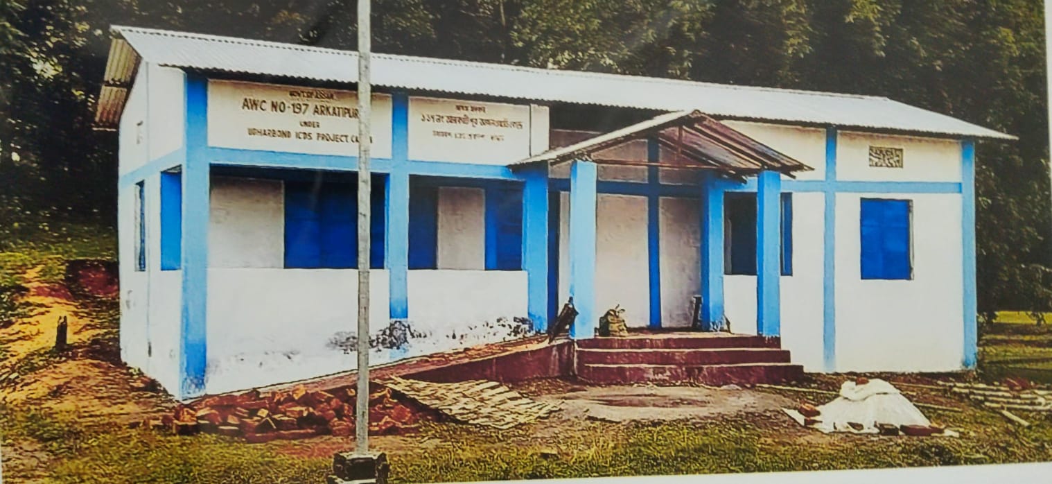 Const of AWC No 197 (Lal Tilla, Arcutepur) under Udharbond ICDS Project with sanitation facilities.